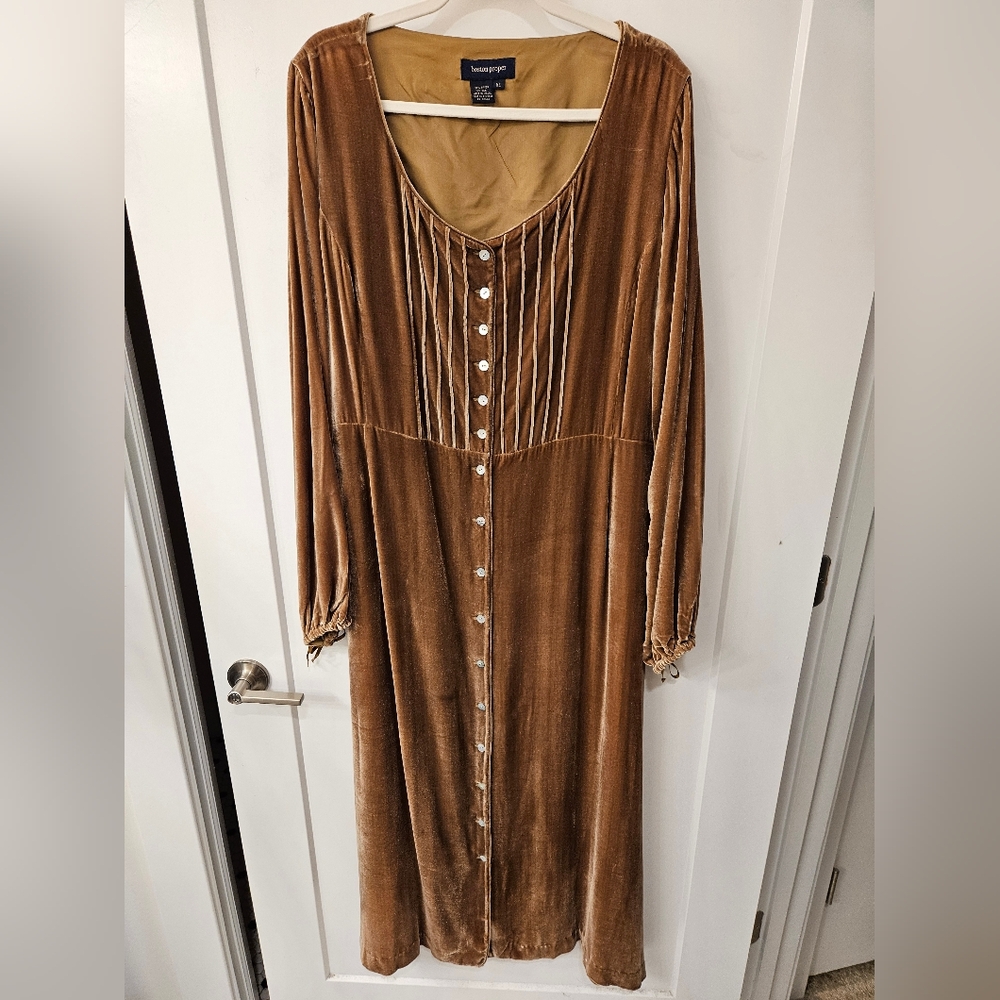 Vintage - Rayon/Silk Blend Velvet Boston Proper Tan Maxi Dress - Size XL